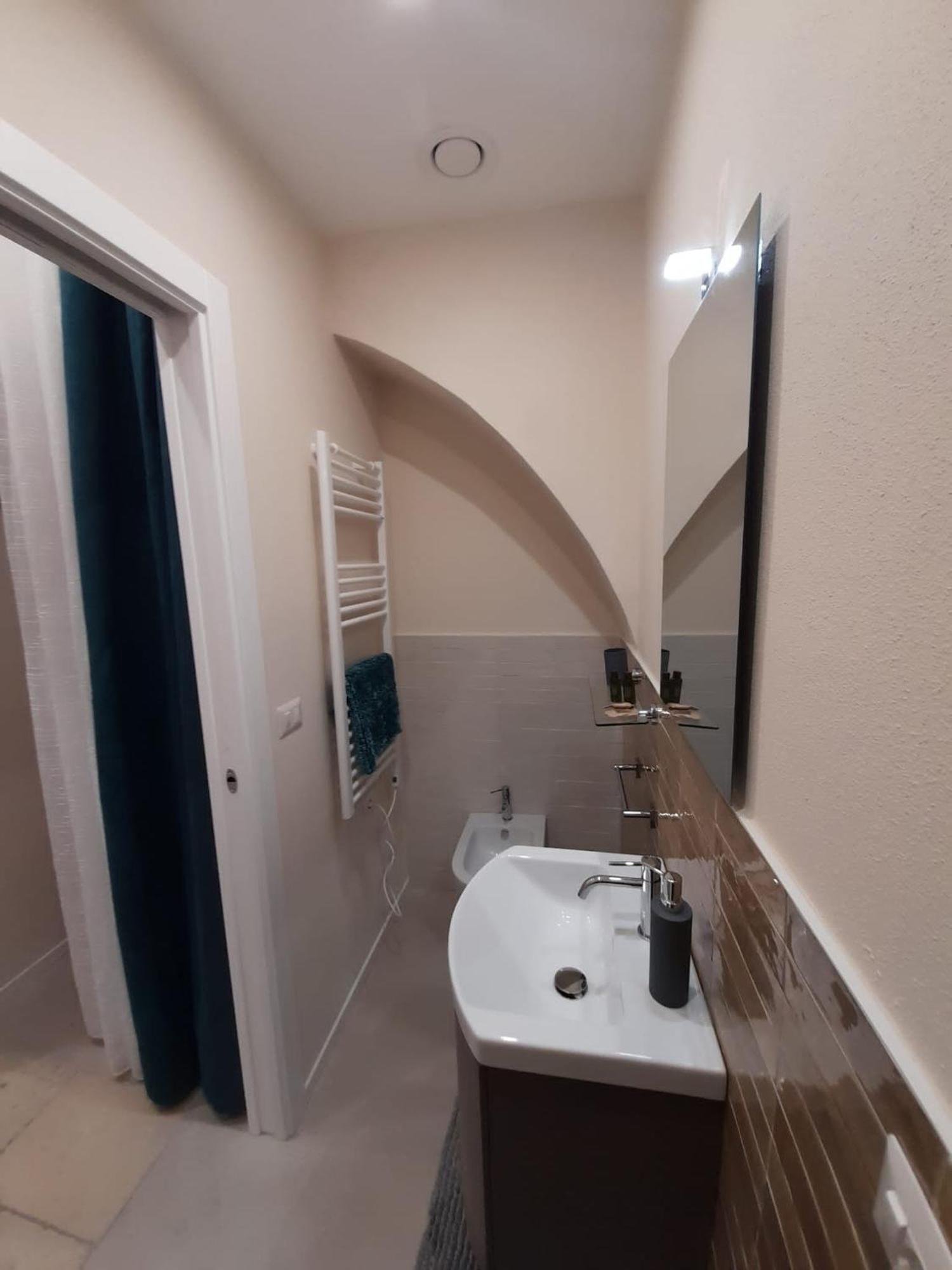 Filioli 28 Apartment Бари Екстериор снимка